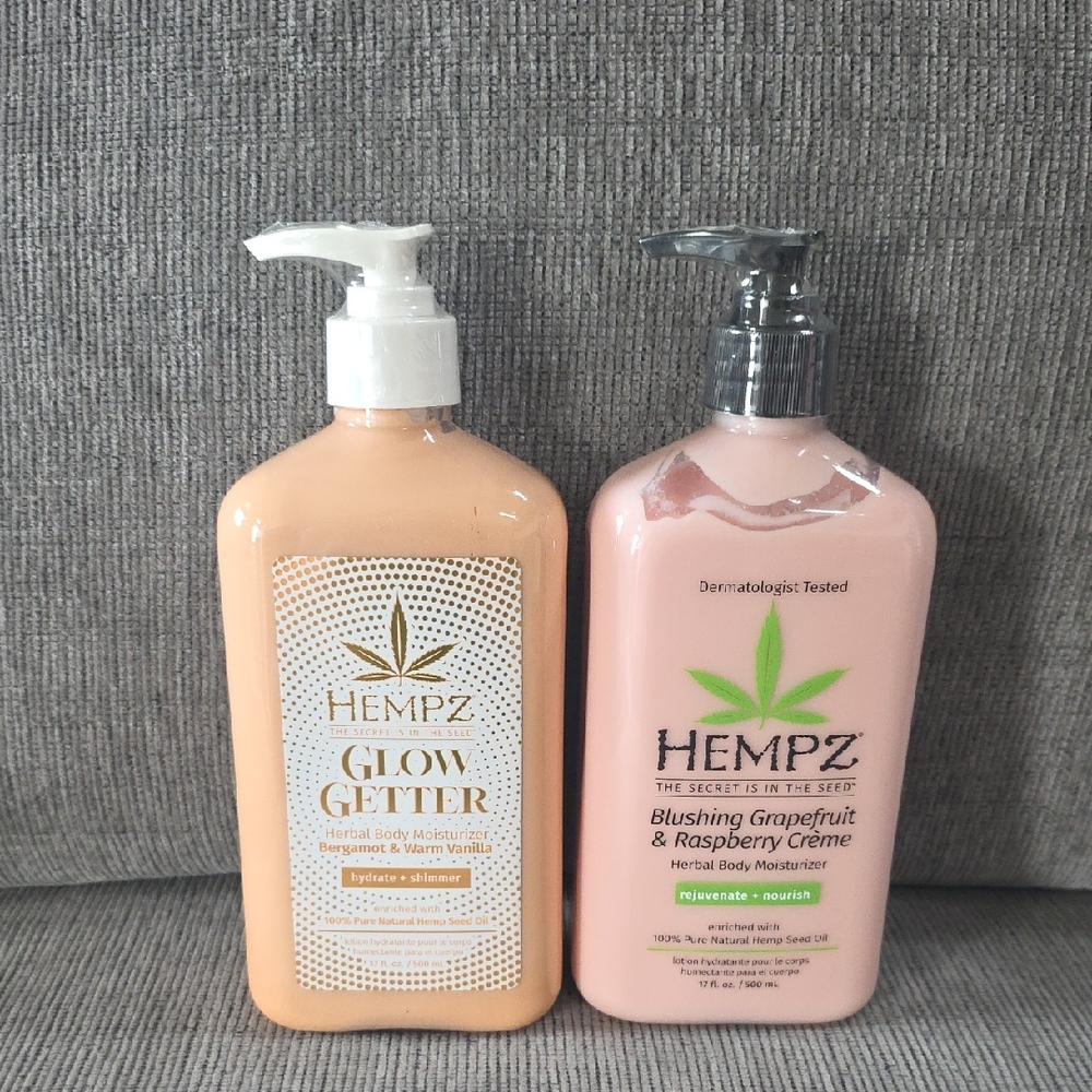 Hempz Glow Getter & Blushing Grapefruit  Herbal Body Moisturizers,‎ 2 Bottles.